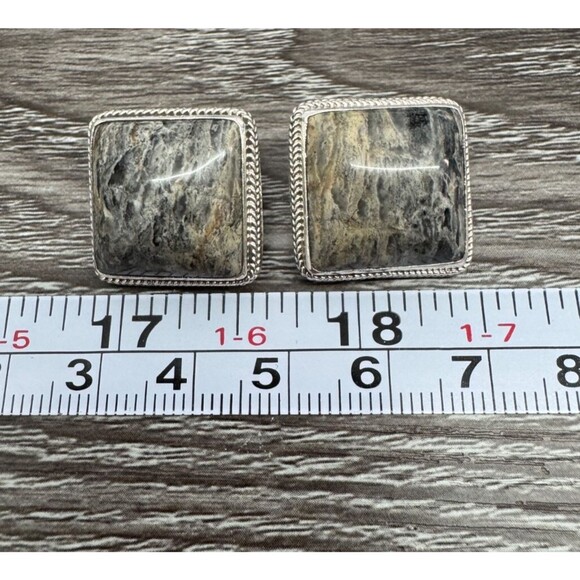 Sterling Silver 925 and Polished Natural Stone Square Clip On Earrings - Picture 4 of 4